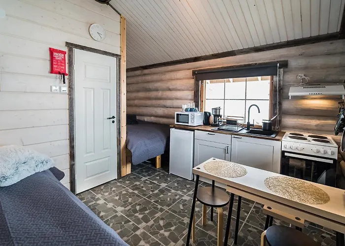 Kemping Naali Moekki *